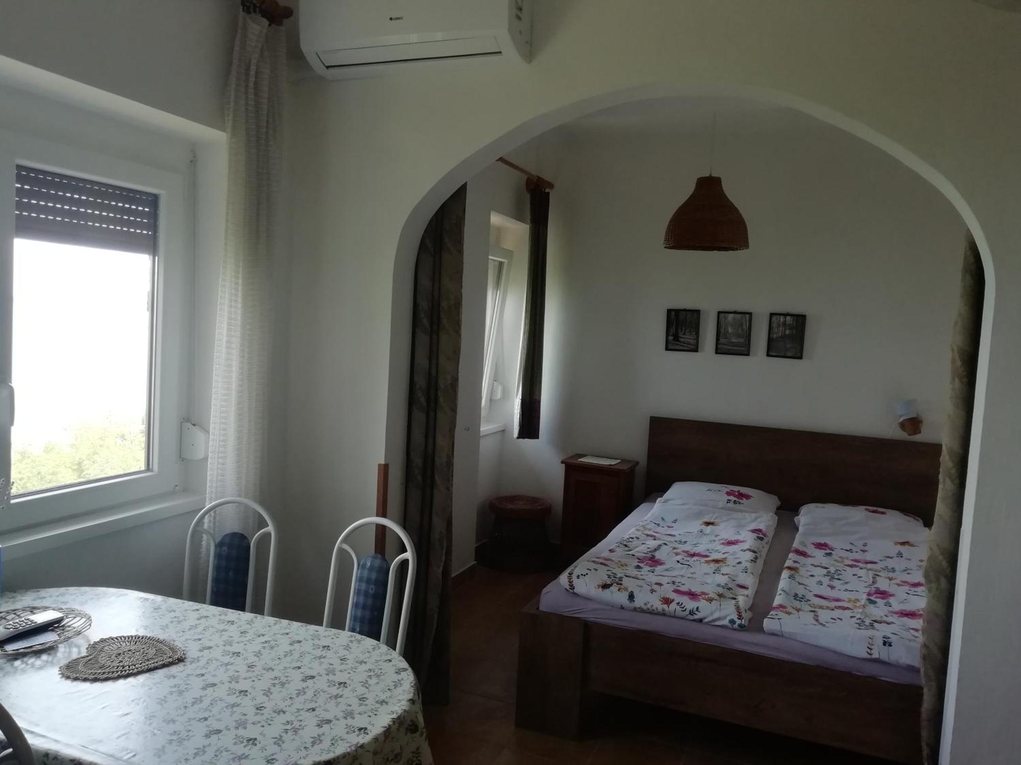 Csizmazia Apartman Tihany Cameră foto